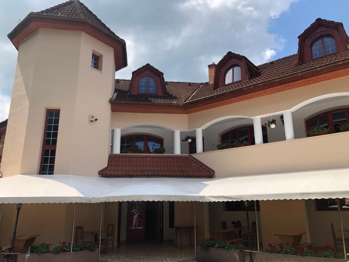 Janka Villa Calugareni  Exterior photo